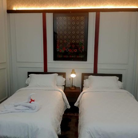 Mruyung Guest House Kota Lama Banyumas Mitra Reddoorz Exterior foto
