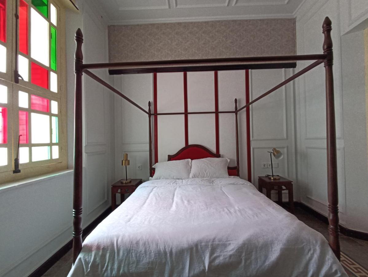 Mruyung Guest House Kota Lama Banyumas Mitra Reddoorz Exterior foto